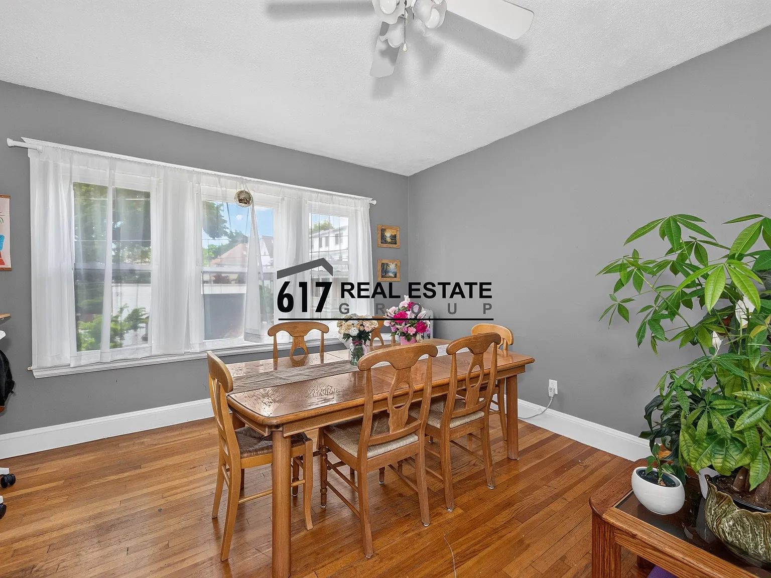 3 bed, 1300 sqft, $2,950 — Photo 4