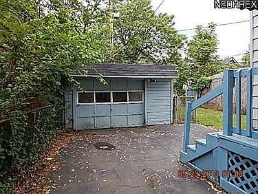 3rd image of 1268 E 134th St