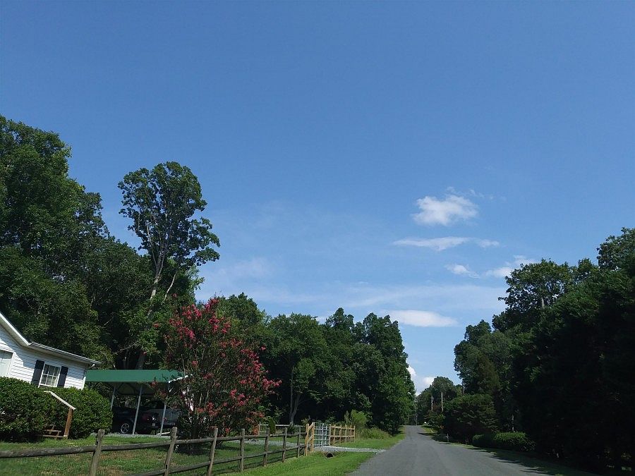 2nd image of 2808 Country Home Rd
