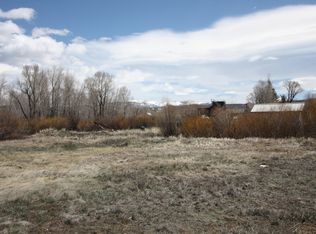 631 Pioneer Dr, Granby, CO 80446