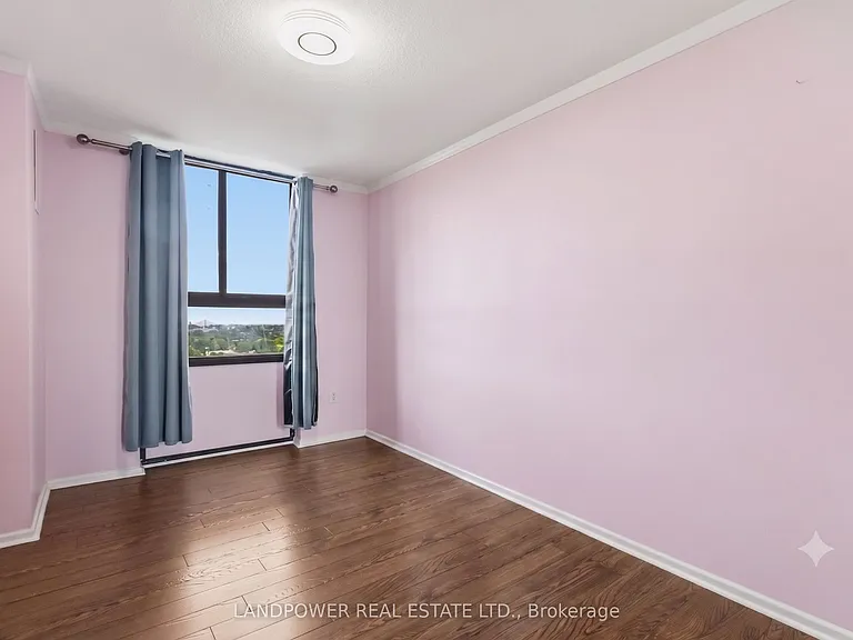 350 Seneca Hill Dr #Penthouse 14 — Photo 14