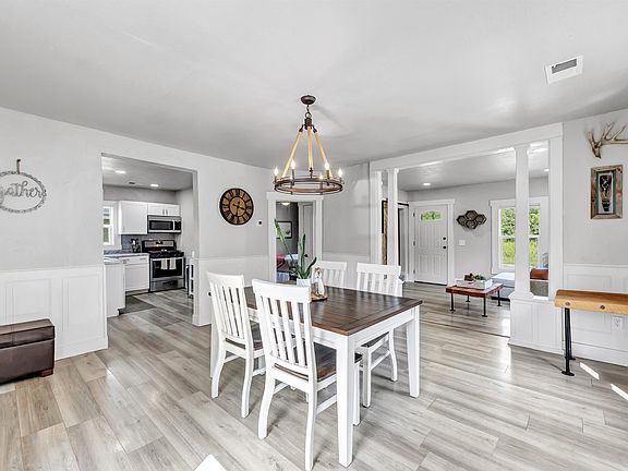 5th image of 1139 Grosse Rd