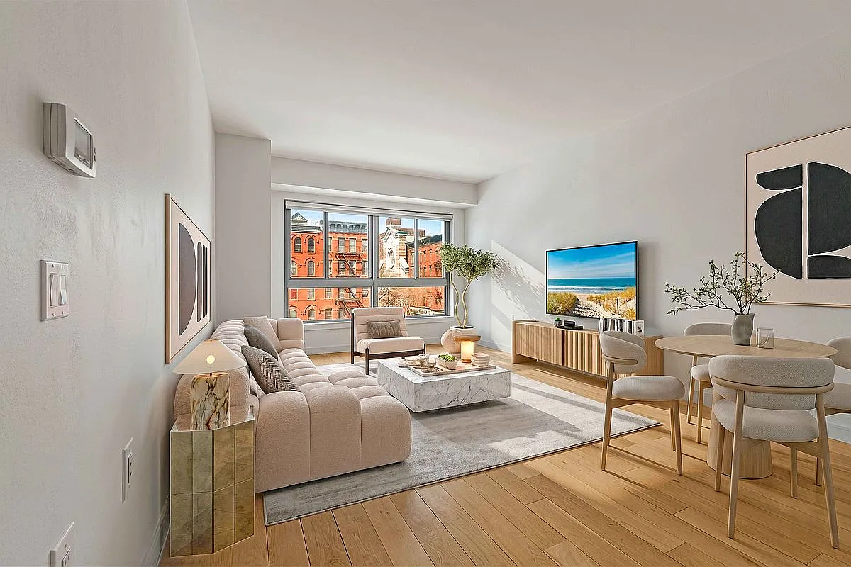 171 W 131st St APT 411 photo 1