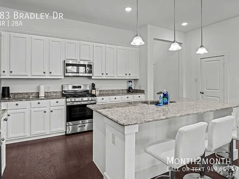 583 Bradley Dr — Photo 8