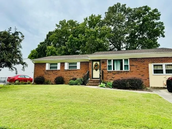 3341 Brandywine Dr, Chesapeake, VA 23321