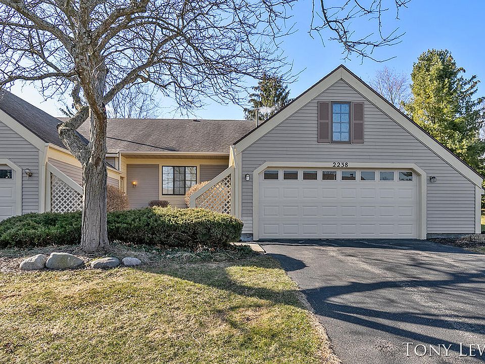 1st image of 2238 Southgate Dr SE