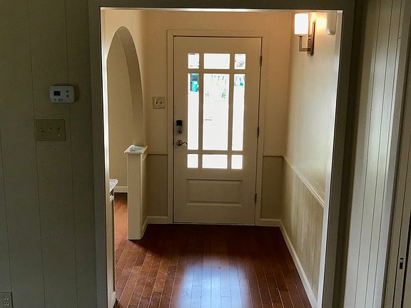 3rd image of 15822 Eagle Cliff St