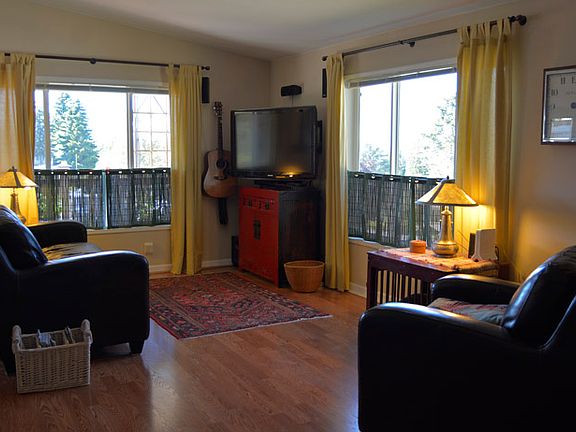 4th image of 61 Alder Dr