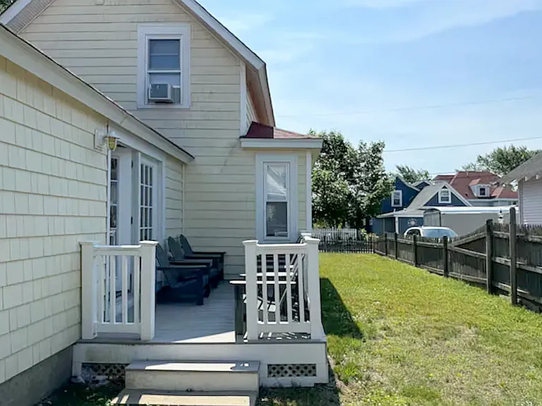 17 Pleasant Ave — Photo 18