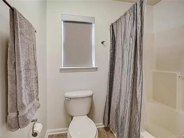 652 Raphael Pl — Photo 10