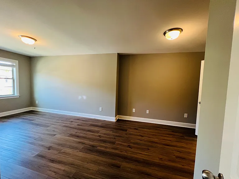 1618 Cedar Hill Way — Photo 28