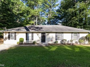 1813 Taffeta Trl, Lithonia, GA 30058