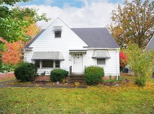 376 E 288th St, Willowick, OH 44095