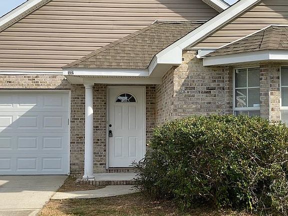 2nd image of 332 Arden Rd