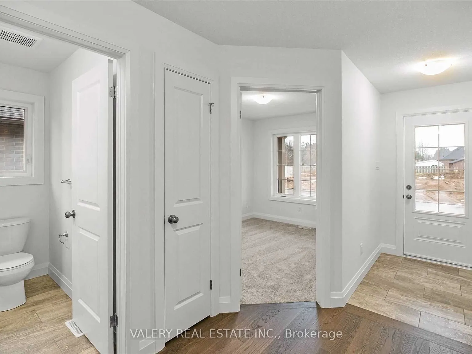 2 bed, $2,600 — Photo 2