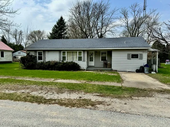 205 S Broadway St, San Pierre, IN 46374