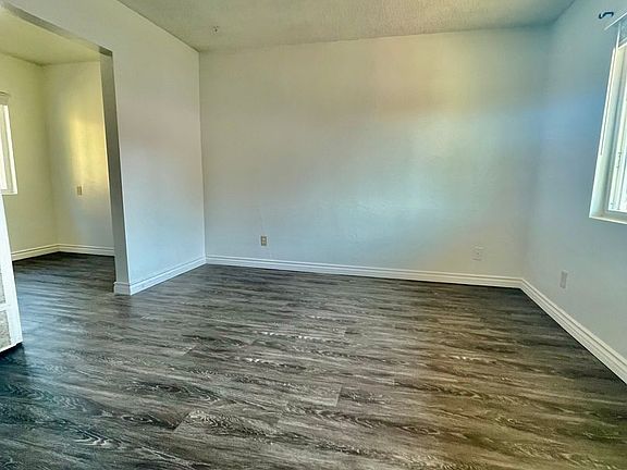 2nd image of 1251-1259 Hornblend St #1259-07