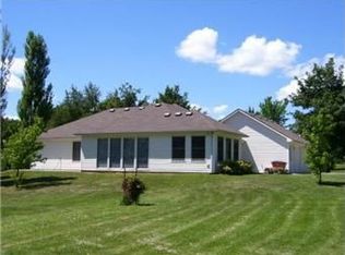 32609 E Pink Hill Rd, Grain Valley, MO 64029