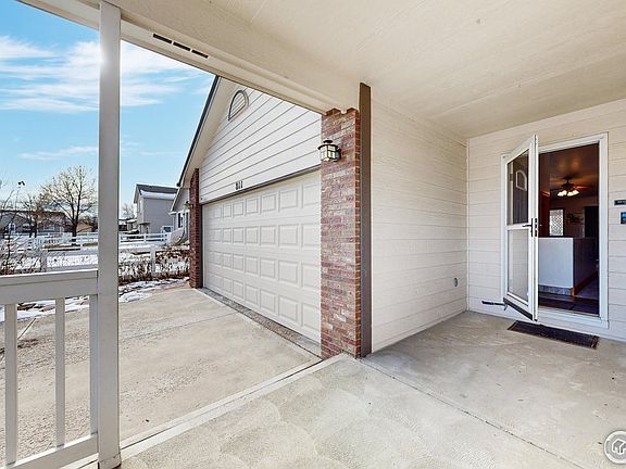 2nd image of 811 Gardenia Dr