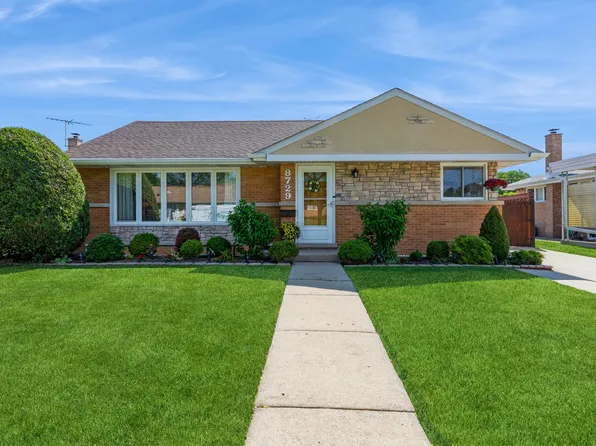 8729 N Oleander Ave, Niles, IL 60714