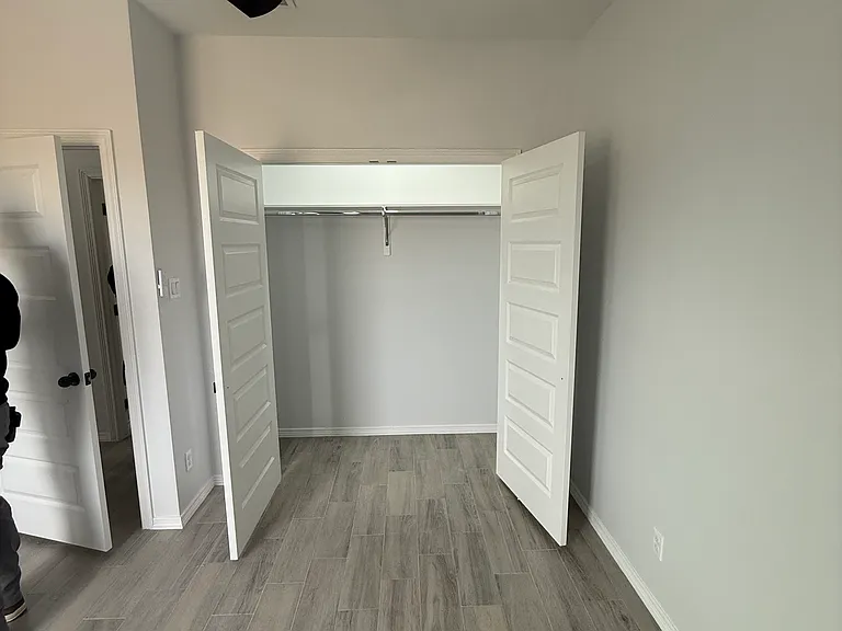 1409 S Michigan St #3 — Photo 6