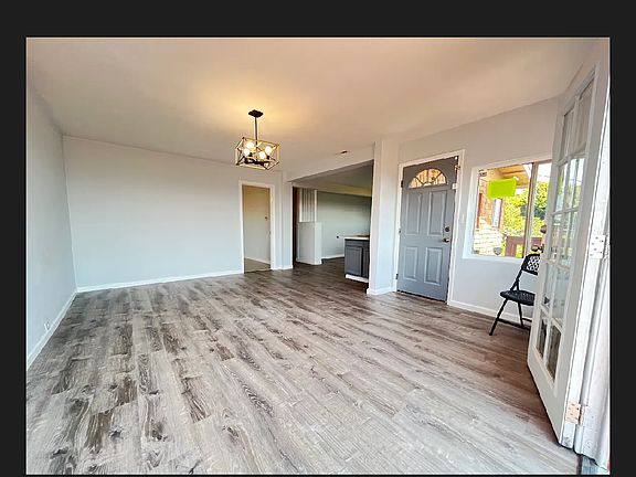 5th image of 7618 Sunkist Dr