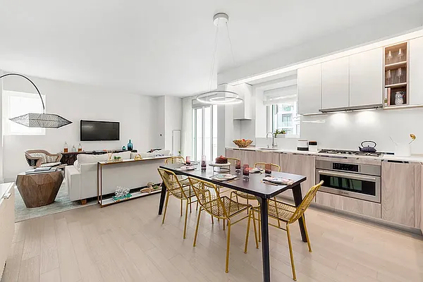 Rented by MOTION New York | media 3