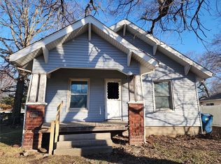 312 Roxana Ave, South Roxana, IL 62087