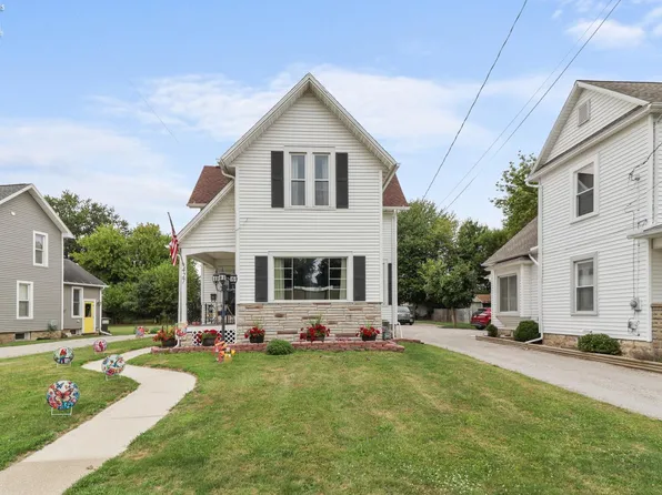 427 Castalia St, Bellevue, OH 44811