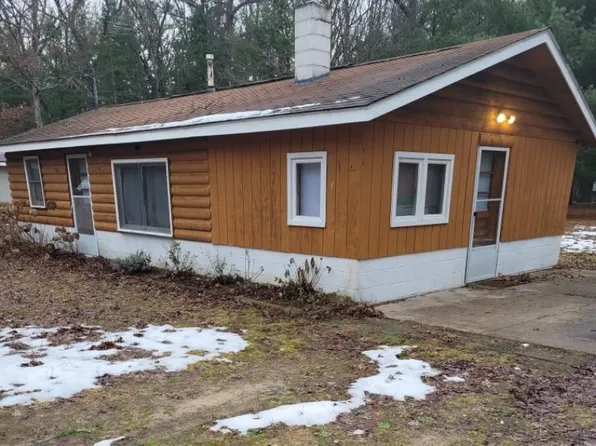 70 N Alpine Dr, Fountain, MI 49410