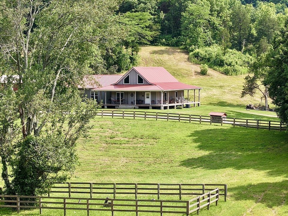 13th image of 161 Fowler Rd