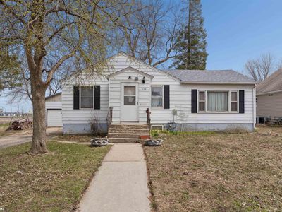 912 N 12th St, Clear Lake, IA, 50428