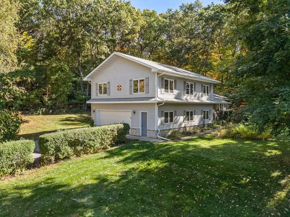 E6843 Fawn Valley Dr, Reedsburg, WI 53959