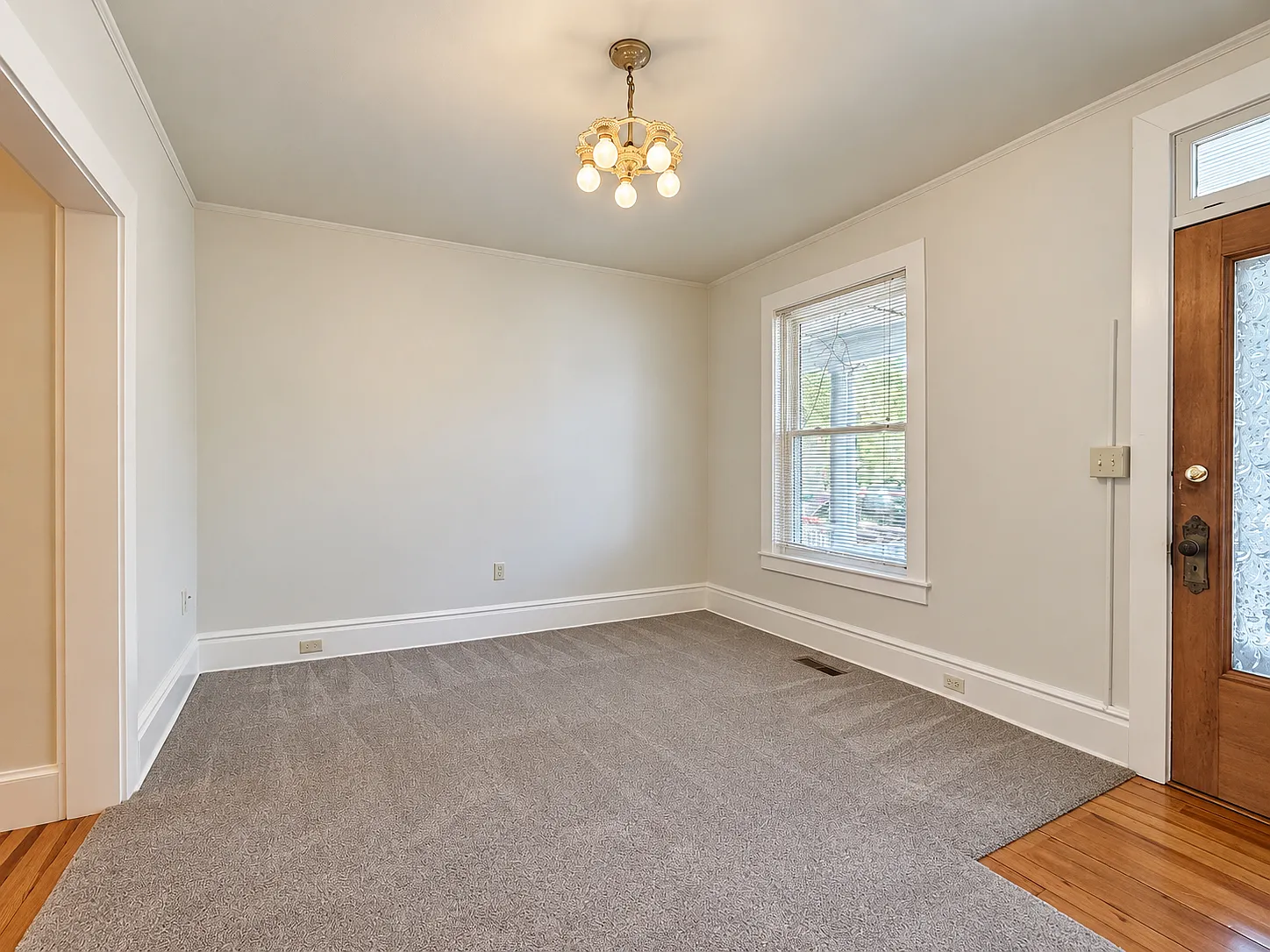 3 bed, 1270 sqft, $1,695 — Photo 4