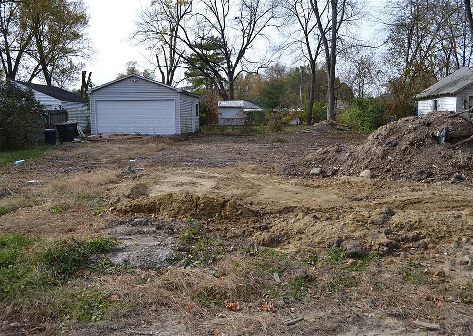 1st image of 1206 S 22nd St
