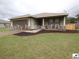 2338 Salamanca St, Navarre, FL 32566