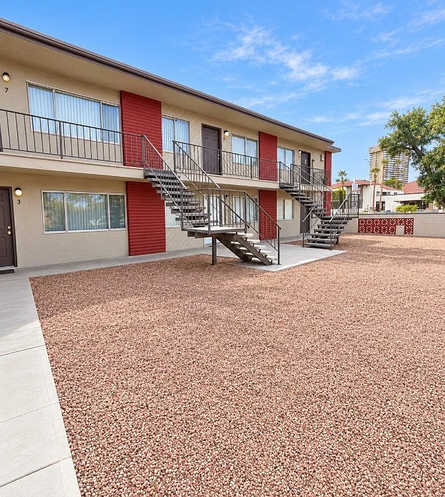 1075 E Desert Inn Rd #2
