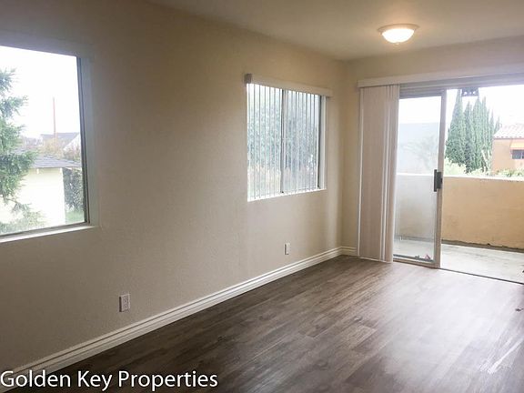 5th image of 310 S Horne St #2A