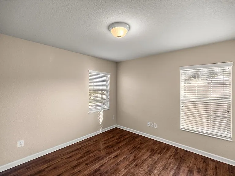 4073 SW 47th Ct — Photo 31