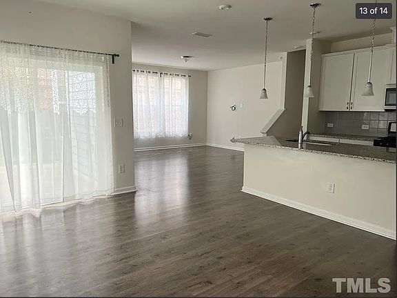 5th image of 1409 Chipping Dr