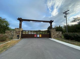 8487 Southern Shore Ct, Kemp, TX 75143