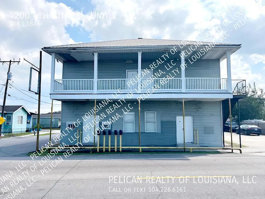 Building Photo - 4200 4th St #E