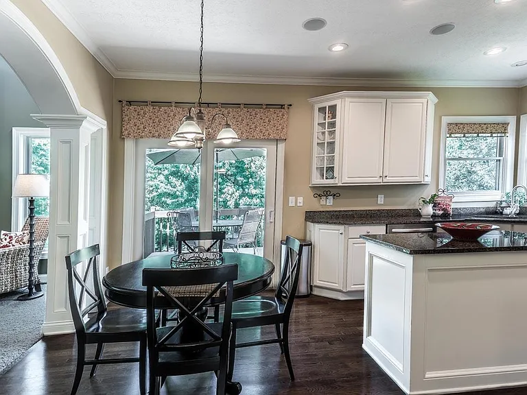 2497 Coltsbridge Dr — Photo 10