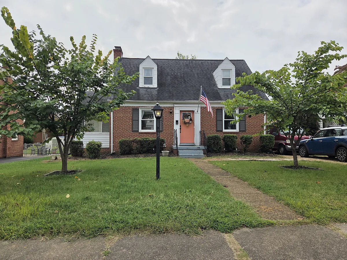 Building Photo - 2313 New Berne Rd