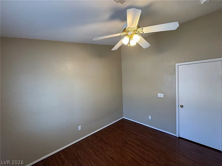 1326 Dusty Creek St — Photo 29