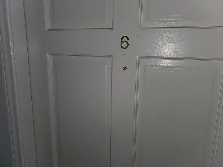 1811 Parnell Ave #6 — Photo 2