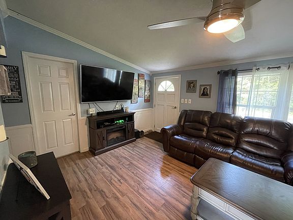 5th image of 7 Doty Ln