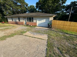 418 E 4th St, Tahlequah, OK 74464