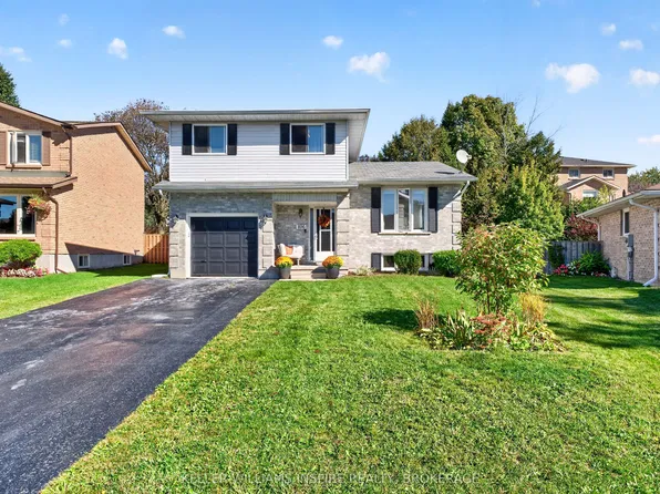 896 Mona Dr, Kingston, ON K7P 2H7