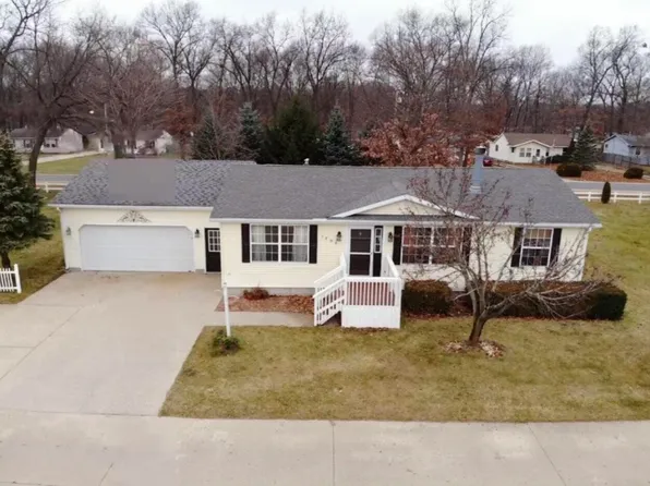 1893 Latas Ln, Muskegon, MI 49442